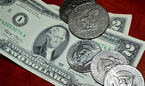 Dólar Sob Pressão Entenda O Que é Carry Trade E Como Ele Impacta Na Cotação Da Moeda Jornal