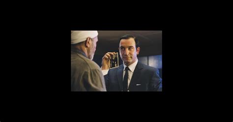 Hubert bonisseur de la bath, nom de code oss 117, part alors pour l'egypte. OSS 117 : Le Caire nid d'espions (2006), un film de Michel ...