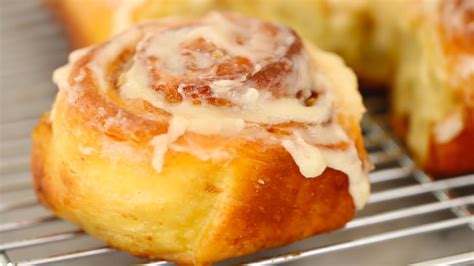 One Of The Best Ever Cinnamon Roll Recipe