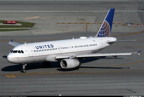 Airbus A320 232 United Airlines Aviation Photo 3987383