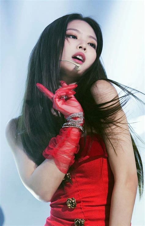 Blackpink Jennie Jennie ‘solo Debut Stage Live Inkigayo 181125