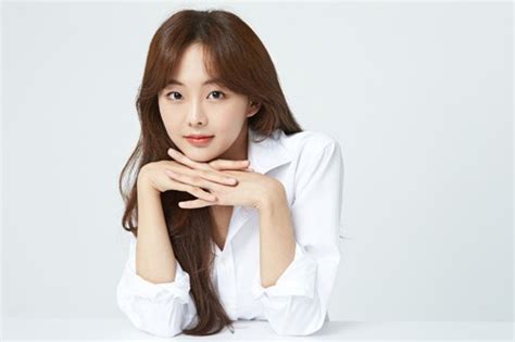 Ul 엔터테인먼트 김성균, 서은수, 금새록, 최리 소속, 배우, 오디션, 소식 제공. 런닝맨 금새록 파격 과거 노출 : 네이버 블로그