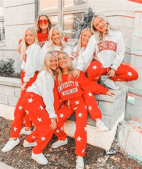 𝚙𝚒𝚗𝚝𝚎𝚛𝚎𝚜𝚝 𝚖𝚊𝚍𝚒𝚑𝚊𝚢𝚍𝚎𝚗𝚗 Best Friend Photography Pretty Closets