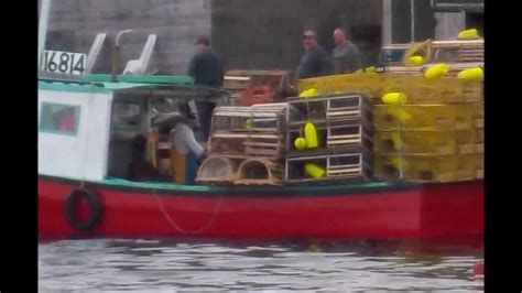 Lobster Fishing Off Nova Scotia Youtube