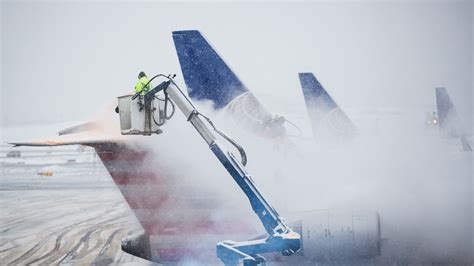 Winter Storm Niko Airlines Have Already Canceled Nearly 2800 Flights