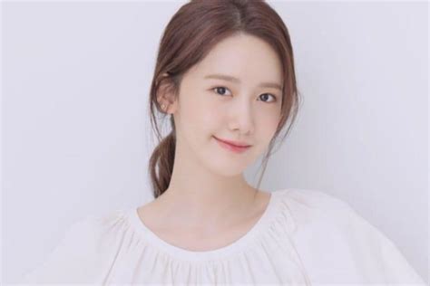 Yoona Talks About Crying While Filming “e X I T” And Meeting Up With Girls’ Generation Members