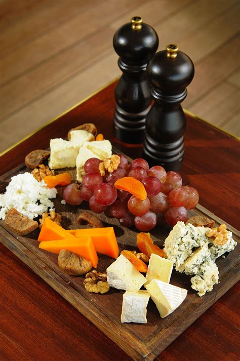 Assiette De Fromages Francais Plate Of French Cheese Camembert