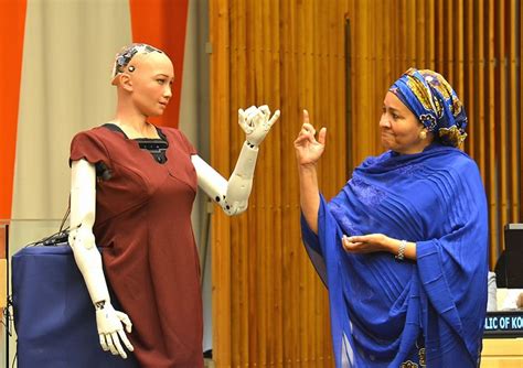 Egypt Hosts Sophia Worlds First Humanoid Robot Who Is A Citizen Of A