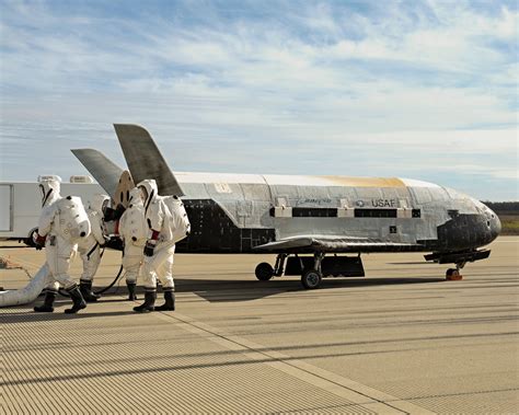 Mysterious Military X 37b Space Plane Lands After Nearly Two Years In