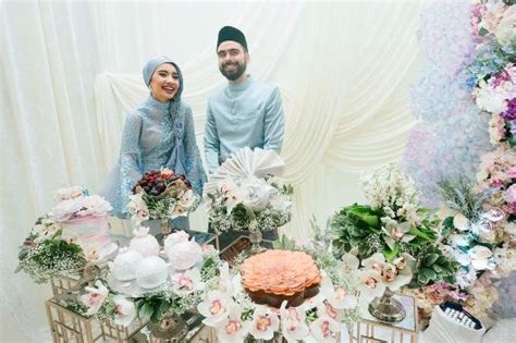 Dari unggahan adam sinclair dan yuna, keduanya mengucapkan selamat ulang tahun untuk bunga citra lestari (bcl). KENALI ADAM SINCLAIR, 'CRUSH' YUNA ZARAI - Glam Lelaki