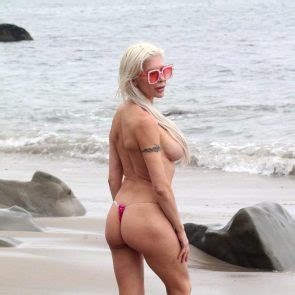 Angelique Frenchy Morgan Topless In Tiny Thongs At Malibu Beach Scandal Planet