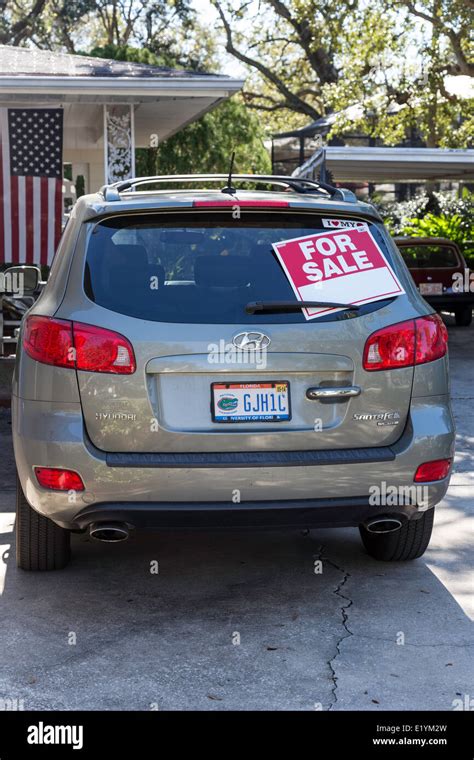 Used Car For Sale By Owner Usa Stock Photo Alamy