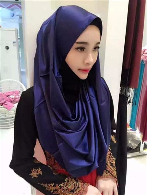 wholesale classic elegant dubai muslim women hijabs plain borong tudung buy borong tudung