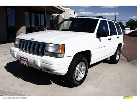 1998 Stone White Jeep Grand Cherokee Laredo 4x4 19077407 Photo 2