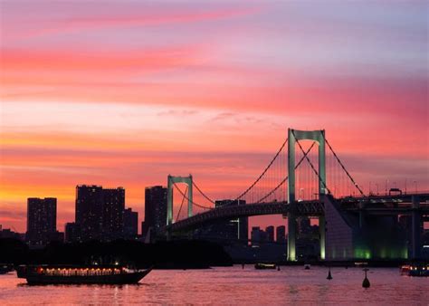 Tokyo Travel Tips The Best Times To Visit Odaiba Tokyos Popular