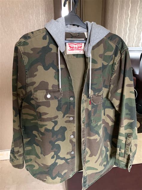 Levis Army Jacket Fesyen Pria Pakaian Baju Luaran Di Carousell