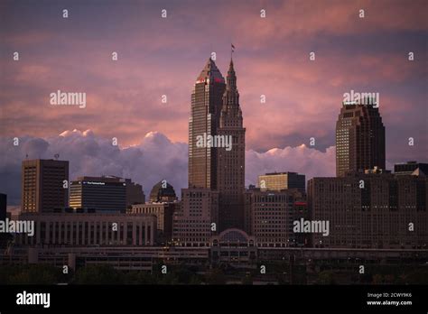 Cleveland Ohio Skyline At Sunset Very Vivid Stock Photo Alamy