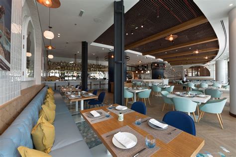 Love That Design The Fish House Restaurant Dubai Festival City 07