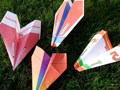 Voici nos 6 conseils bien utiles pour faire voler un avion en papier : Comment faire un avion en papier - astuces et modèles pour rigoler avec vos enfants! - Archzine.fr