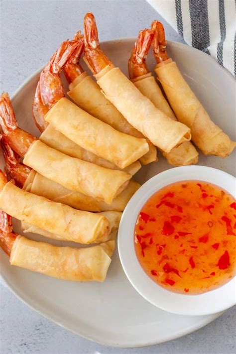 Thai Shrimp In A Blanket Goong Hom Pha Thai Caliente Easy Recipe