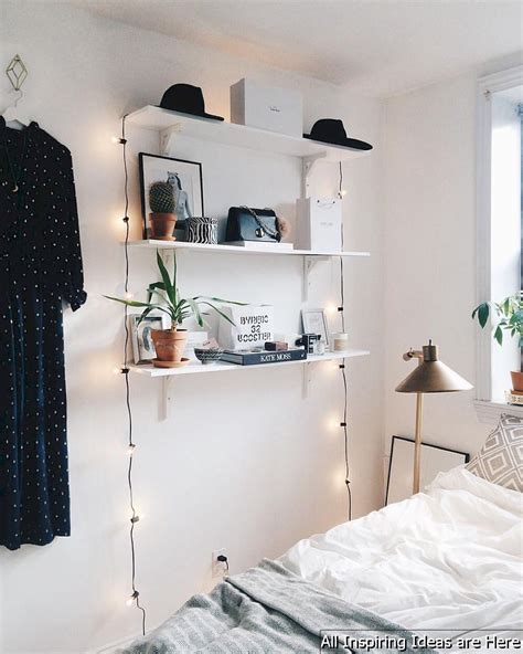 Adorable 65 Simple Bedroom Shelves Design Ideas