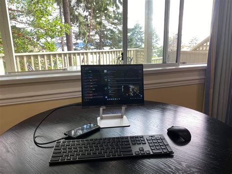 Dopesplay Portable Lapdock Monitor 141inch With Keyboard Built In