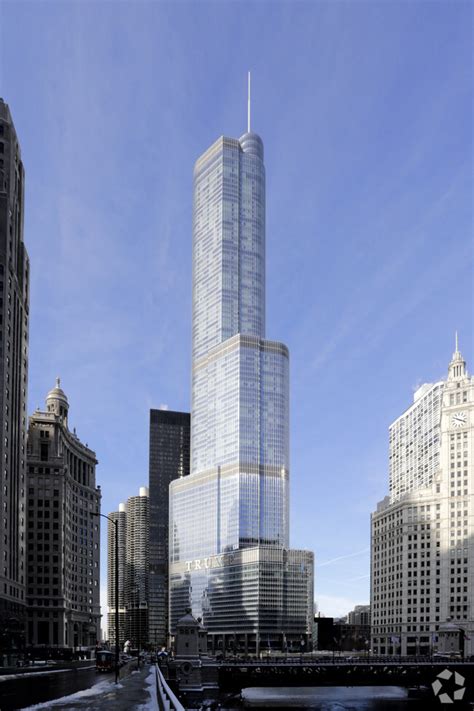 Trump International Hotel & Tower - Chicago Apartments - Chicago, IL 