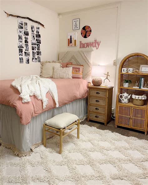 Dorm Room Rug Ideas And Inspiration The Roll Out