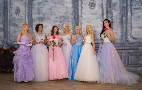 Glamorous Facts About The Wild World Of Debutante Balls