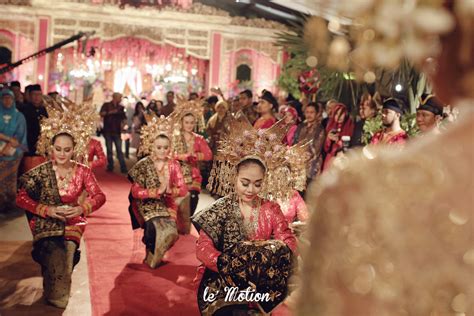 A Glamorously Elegant Javanese And Minang Wedding Bridestory Blog