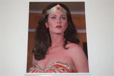 Lynda Carter Wonder Woman Pinup 8x10 Glossy Photo Busty Sexy Cleavage Tv 222 799 Picclick
