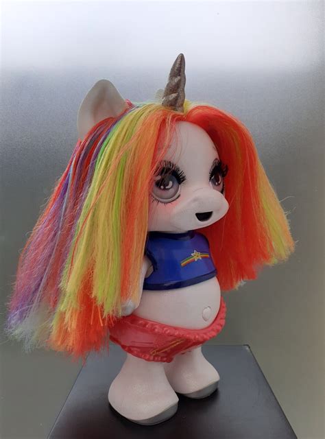 Poopsie Dancing Rainbow Brightstar Dancing And Singing Unicorn Pet Doll