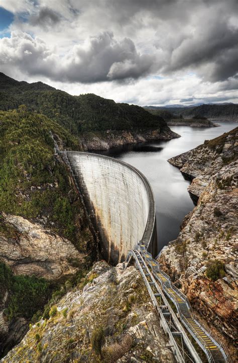 Picture Of The Day The Gordon Dam Australia Twistedsifter