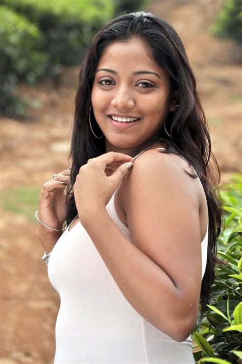 Unseen Tamil Actress Images Pics Hot Mounamana Neram Actress Hot Boobs Pics