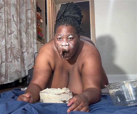 Ebony BBW Feedee Cake Eating ThisVid Com