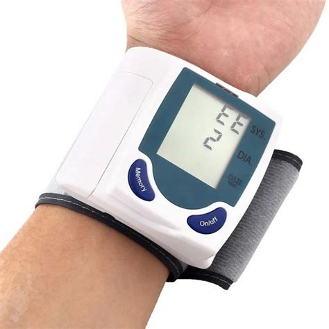 Real Sale Electronic Portable Digital Blood Pressure Monitor Pumps