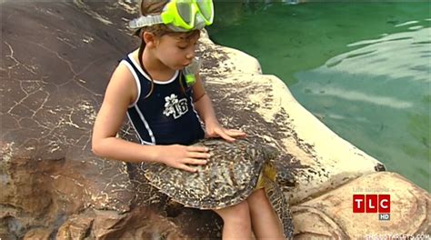 Lead role in free willy: Bindi Irwin Child Actress Images/Pictures/Photos/Videos ...