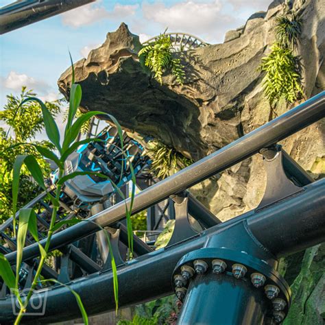 Jurassic World Velocicoaster Update Testing Late March 2021 Coaster Kings