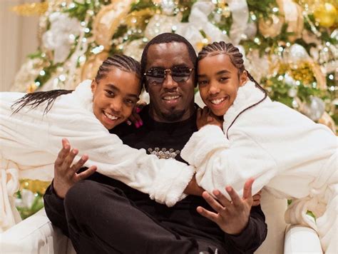 Diddy And Twins Send Christmas Wishes As They Cope With Kim Porters Death