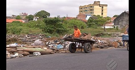 G1 Acúmulo De Lixo Prejudica População No Bairro Da Terra Firme Em Belém Notícias Em Pará