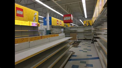 Empty Toys R Us But It S Just A Burning Memory YouTube