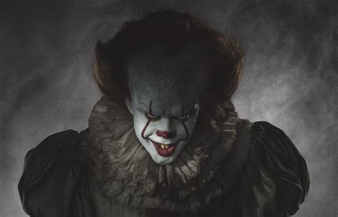 New Footage From It Finally Shows How Terrifying Pennywise The Clown Really Looks Sick Chirpse