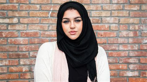 One Muslim Girl On What Its Like To Live In Trumps America Glamour