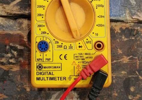 How To Test A Fuse Using A Multimeter Or Battery And Bulb Diy Doctor