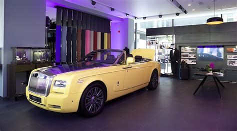 Agmc Rolls Royce Boutique Al Safa Branch New Car Dealers Al Safa