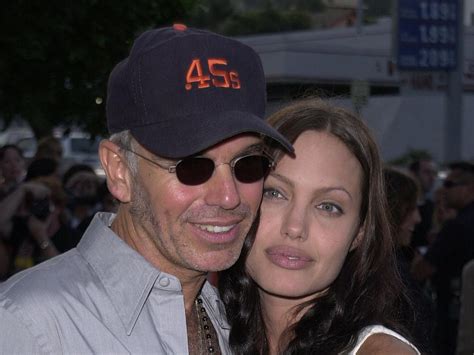 Angelina Jolies Dating History What Do We Know Otakukart