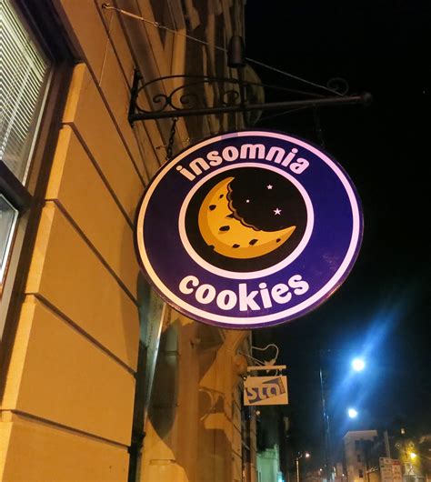 Insomnia Cookies Delivers Warm Cookies And More Until 3 Am