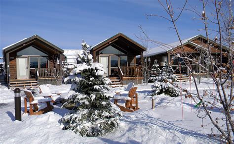 Clustered in the heart of west yellowstone; 12 Dreamy Yellowstone Cabins You Can Rent for your Next ...