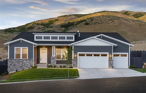 14 Craftsman Homes A Perfect Modern Twist On The Style Build Beautiful