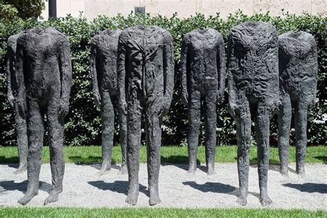 Dallas 4 Bronze Crowd By Magdalena Abakanowicz At The Na Flickr